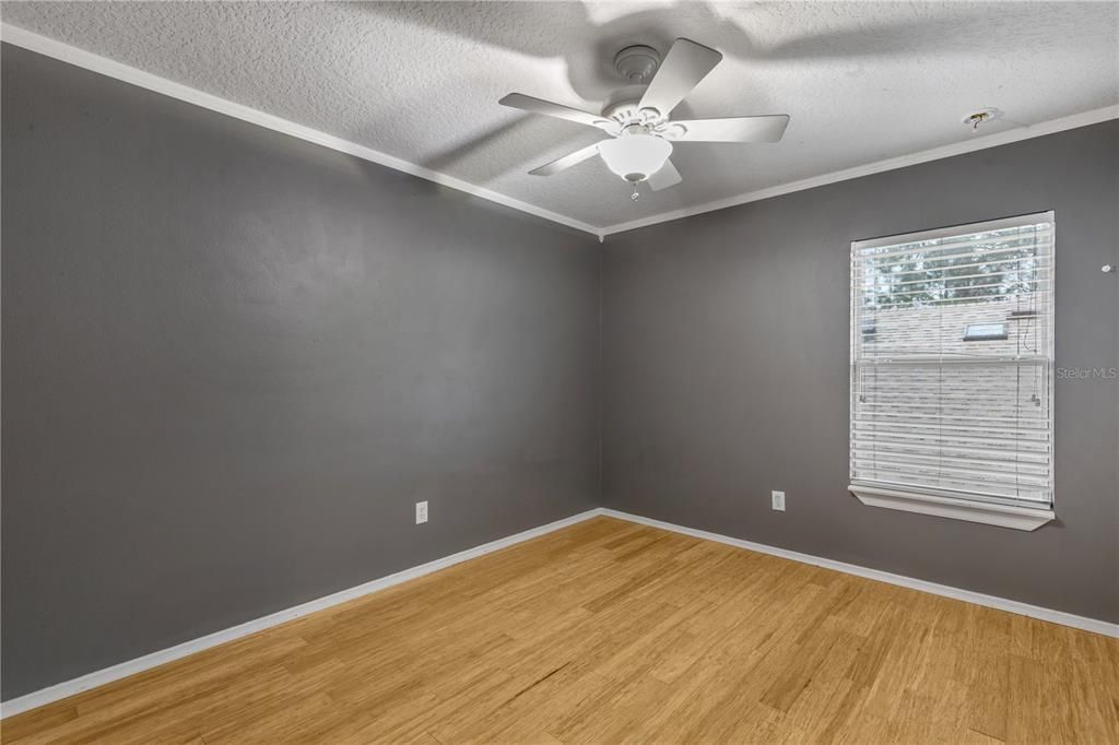 For Sale: $460,000 (4 beds, 2 baths, 2622 Square Feet)