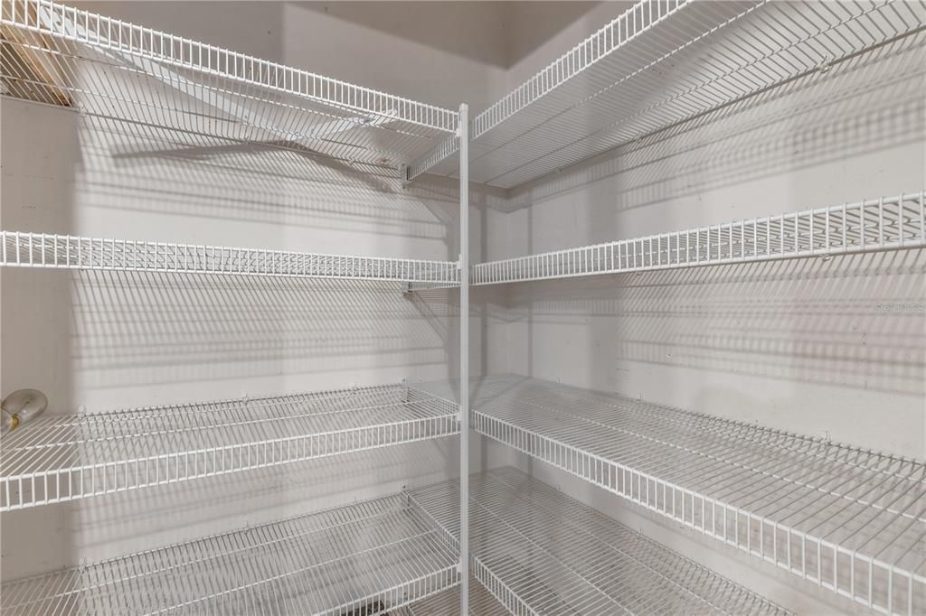 For Sale: $460,000 (4 beds, 2 baths, 2622 Square Feet)