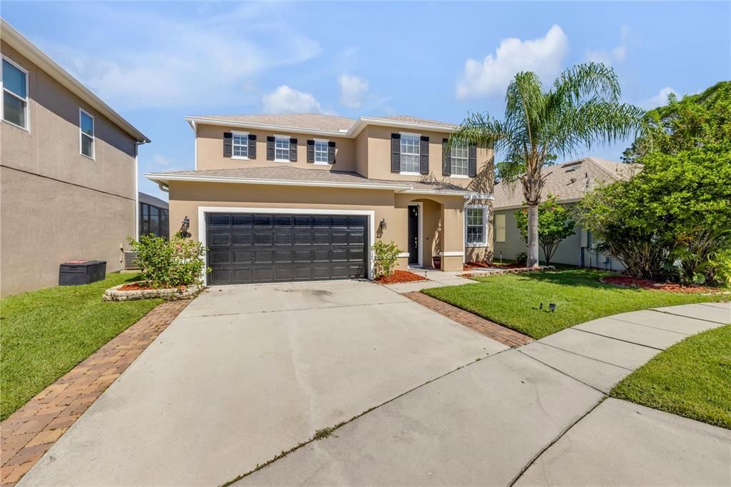 For Sale: $460,000 (4 beds, 2 baths, 2622 Square Feet)