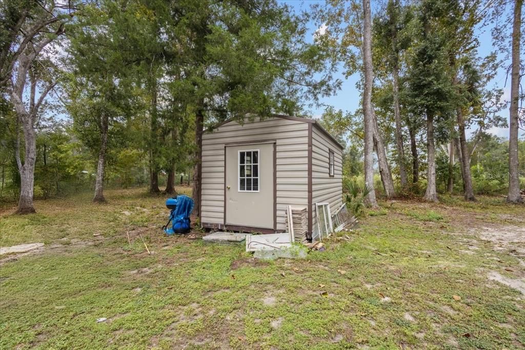 For Sale: $139,900 (2 beds, 2 baths, 1200 Square Feet)