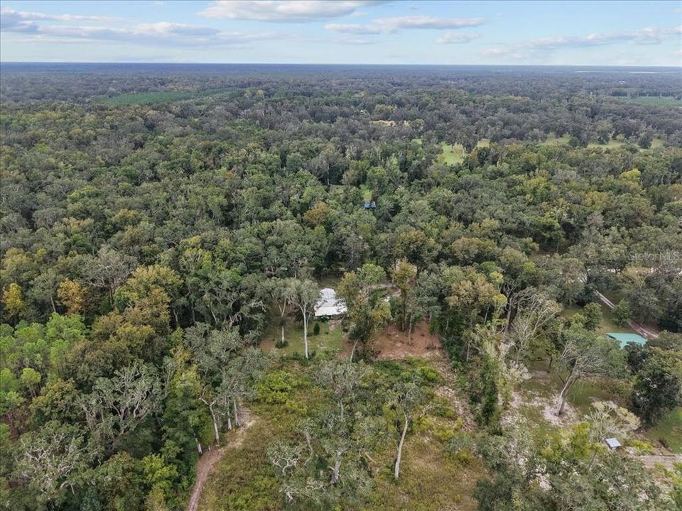 For Sale: $139,900 (2 beds, 2 baths, 1200 Square Feet)