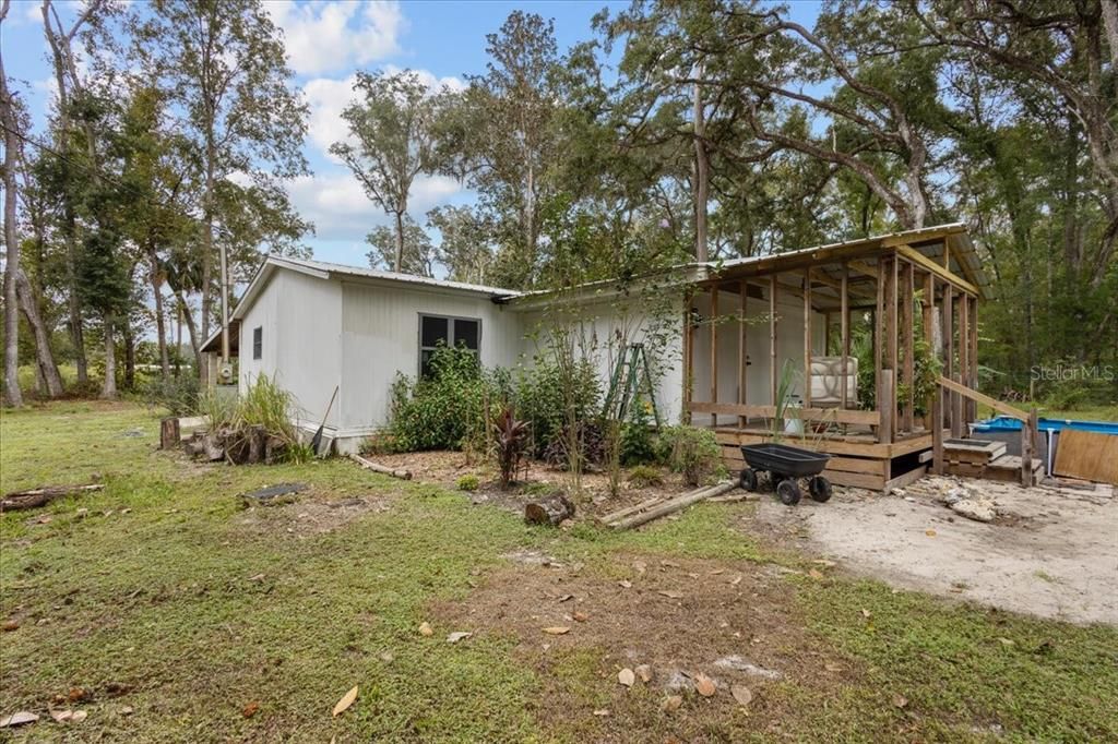 For Sale: $139,900 (2 beds, 2 baths, 1200 Square Feet)