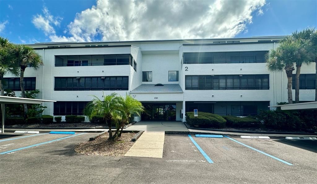 Vendido Recientemente: $185,000 (2 camas, 2 baños, 1115 Pies cuadrados)