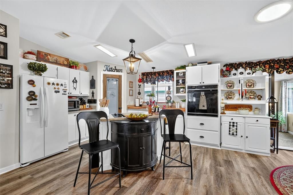 Activo con contrato: $259,000 (2 camas, 2 baños, 1756 Pies cuadrados)