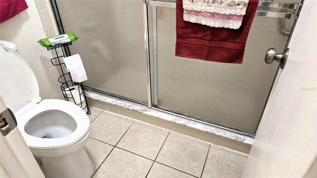 待售: $267,000 (2 贝兹, 2 浴室, 1019 平方英尺)