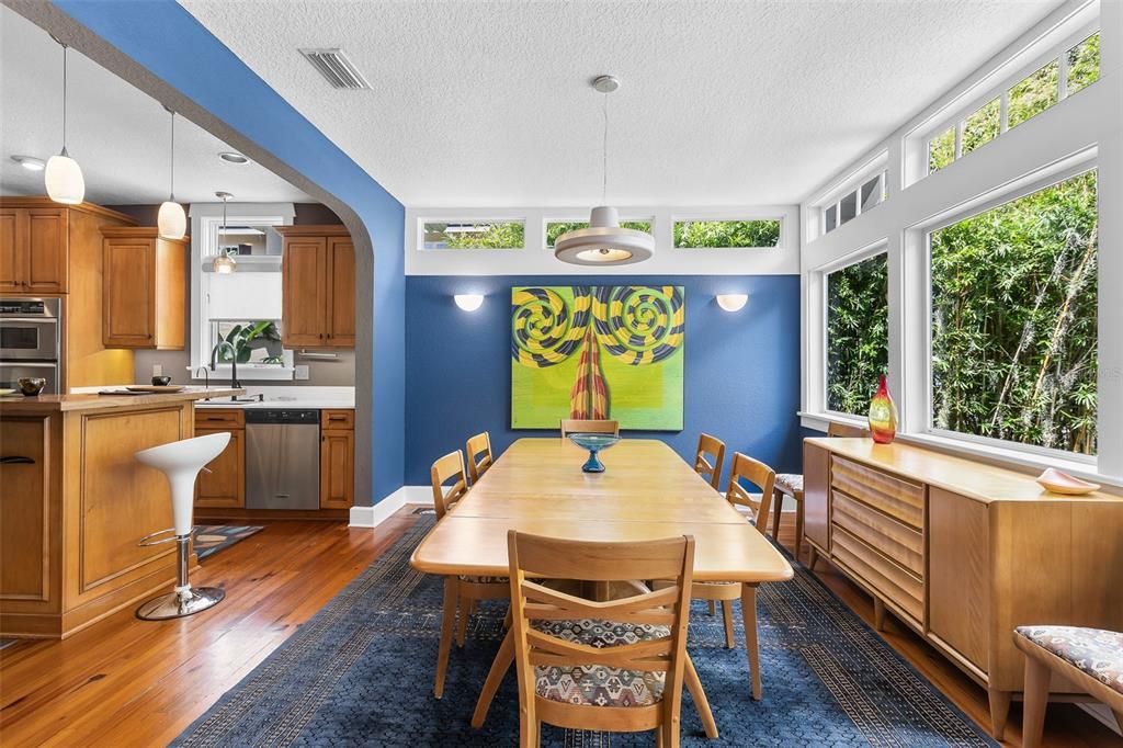 For Sale: $1,800,000 (5 beds, 2 baths, 3474 Square Feet)