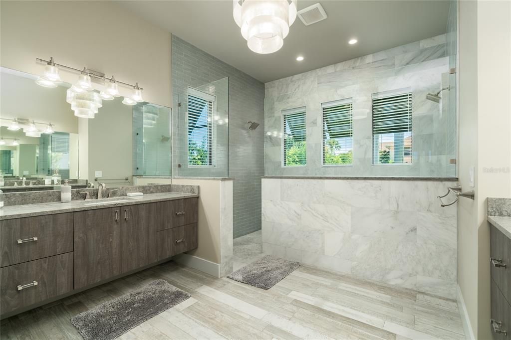 待售: $3,975,000 (4 贝兹, 3 浴室, 3219 平方英尺)