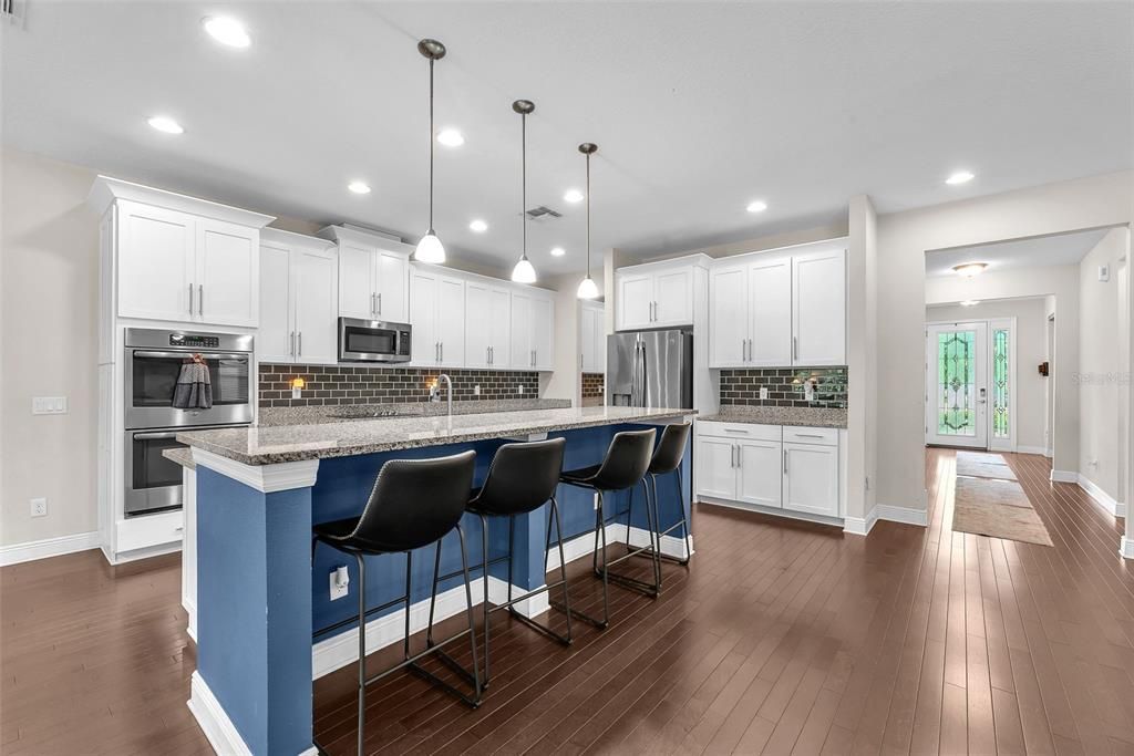 En Venta: $749,999 (5 camas, 4 baños, 4953 Pies cuadrados)