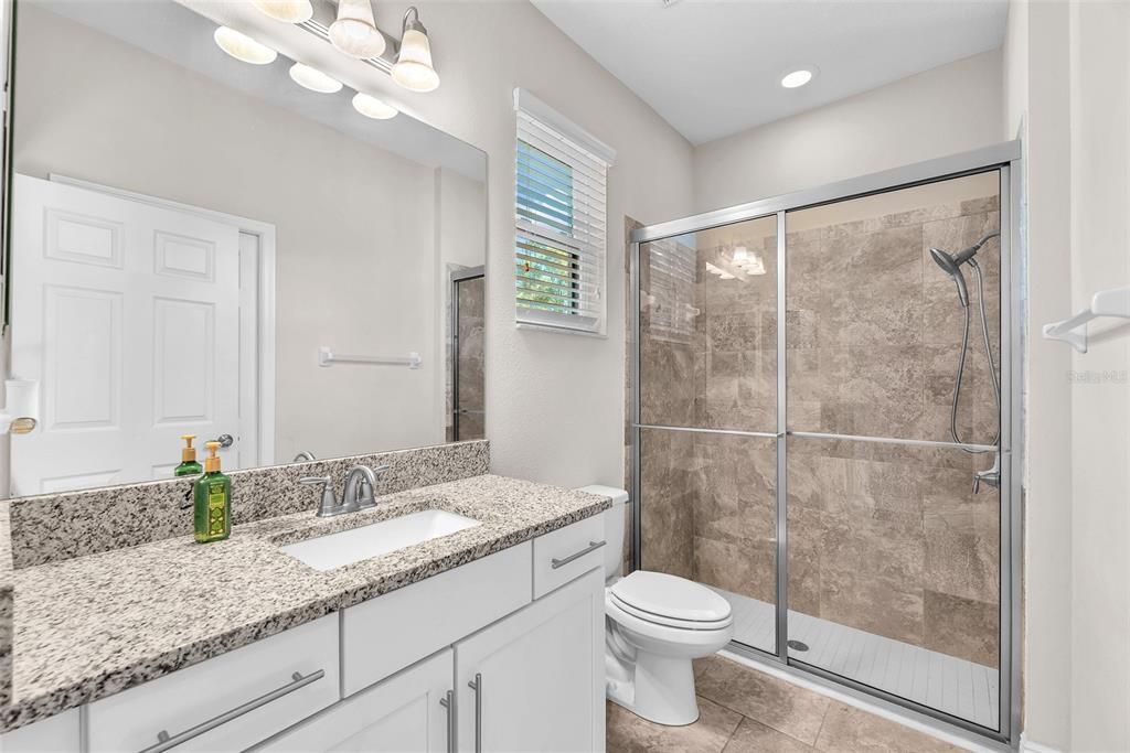 En Venta: $749,999 (5 camas, 4 baños, 4953 Pies cuadrados)