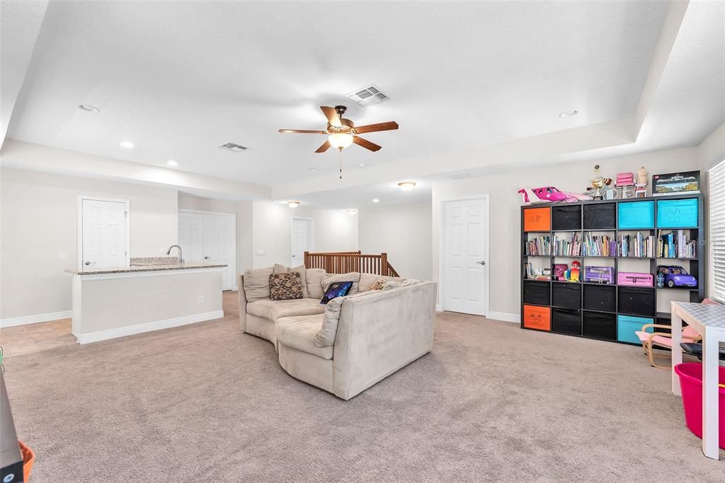 En Venta: $749,999 (5 camas, 4 baños, 4953 Pies cuadrados)