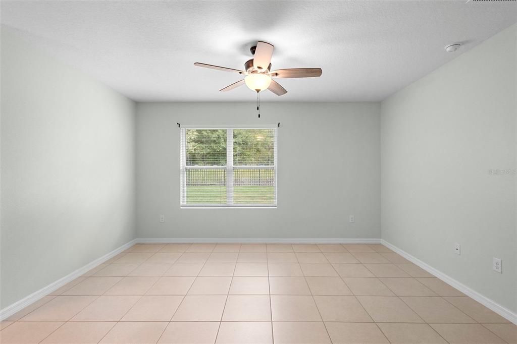 For Sale: $335,000 (4 beds, 2 baths, 1846 Square Feet)