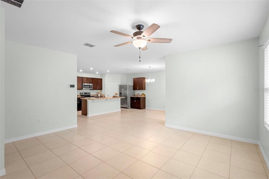 For Sale: $335,000 (4 beds, 2 baths, 1846 Square Feet)