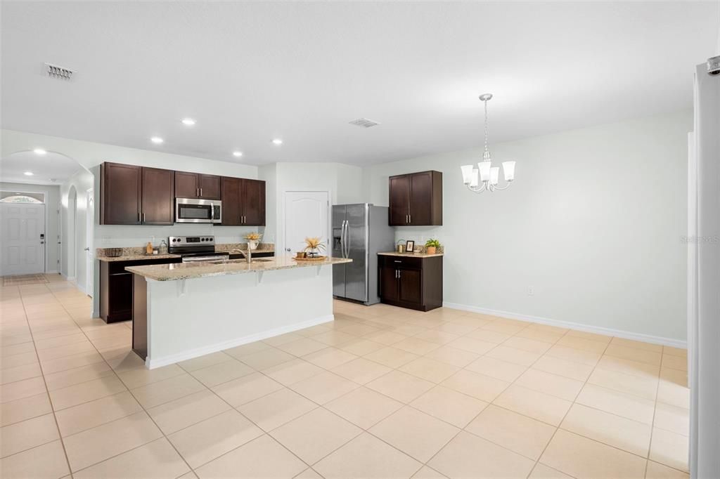 For Sale: $335,000 (4 beds, 2 baths, 1846 Square Feet)