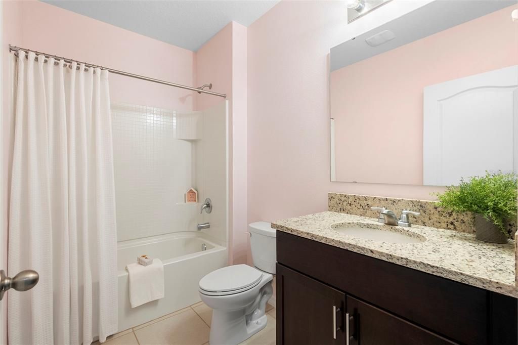 For Sale: $335,000 (4 beds, 2 baths, 1846 Square Feet)