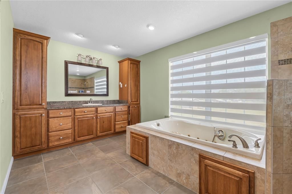 For Sale: $495,000 (3 beds, 2 baths, 2013 Square Feet)