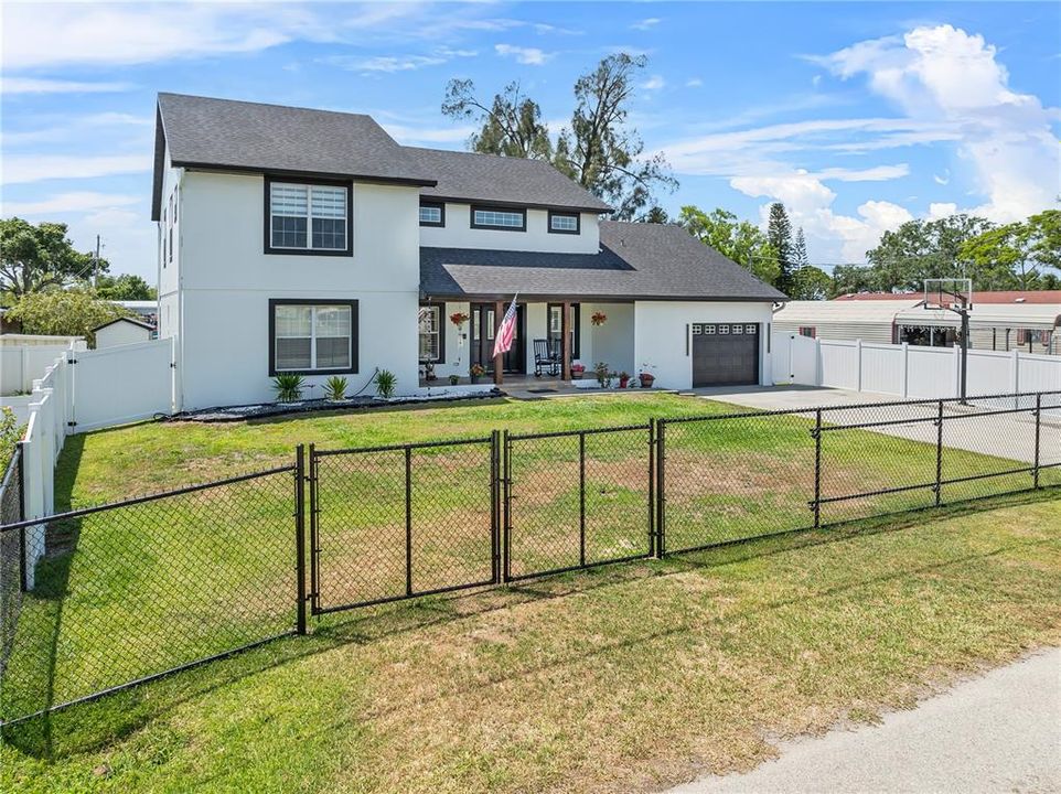 For Sale: $495,000 (3 beds, 2 baths, 2013 Square Feet)