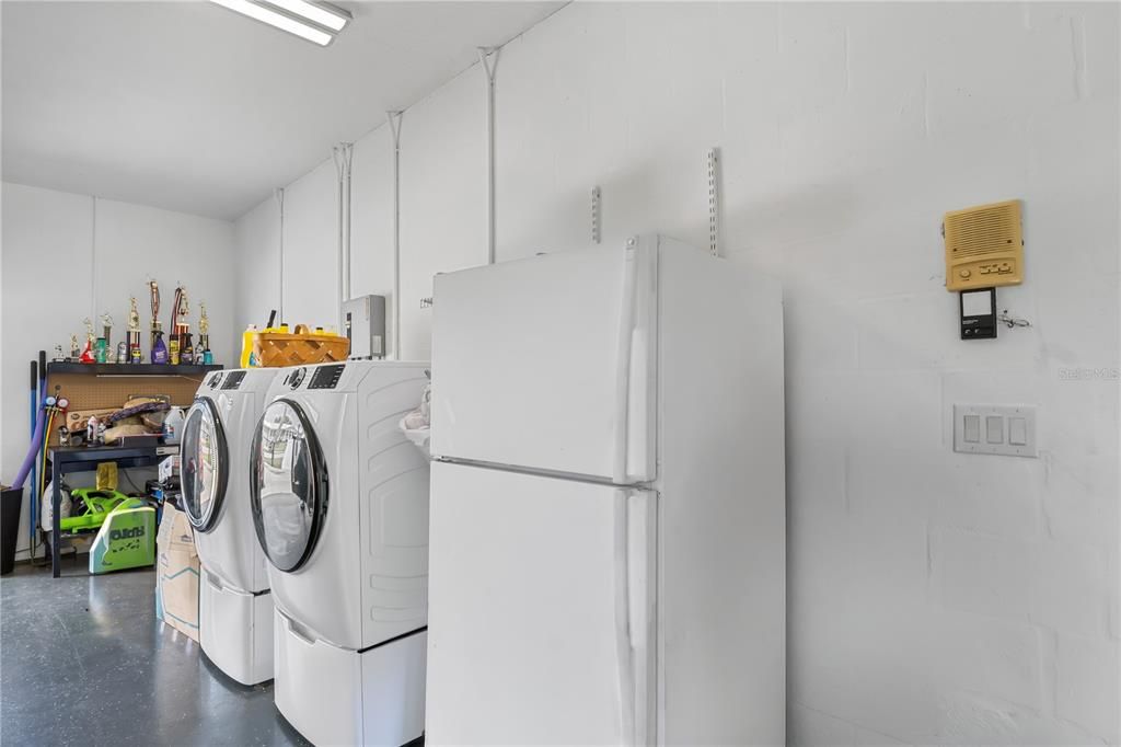 For Sale: $495,000 (3 beds, 2 baths, 2013 Square Feet)