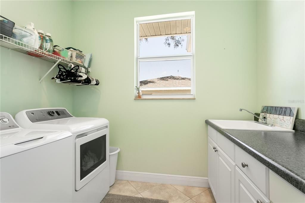 待售: $579,900 (3 贝兹, 2 浴室, 1830 平方英尺)