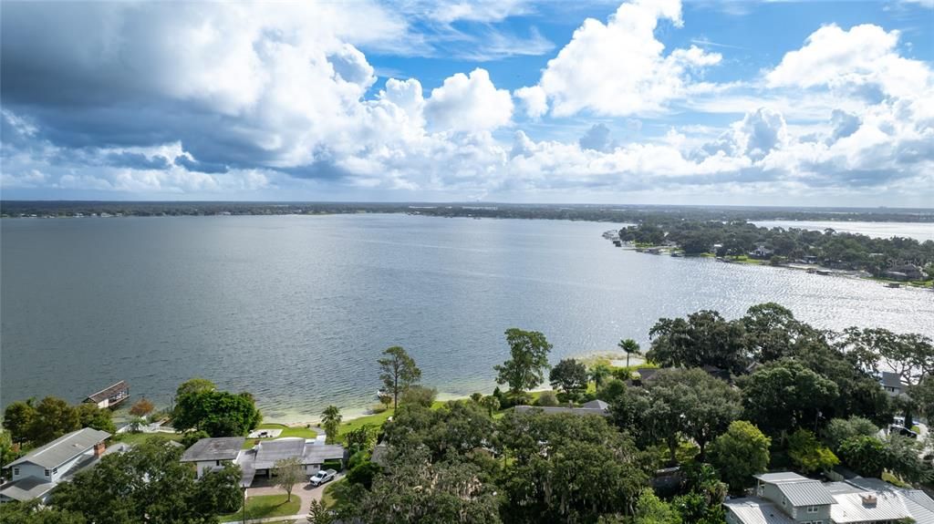 For Sale: $475,000 (3 beds, 2 baths, 1785 Square Feet)