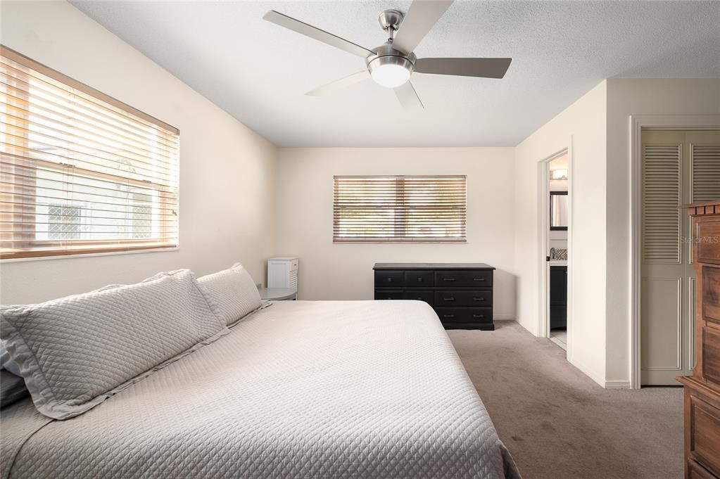 For Sale: $475,000 (3 beds, 2 baths, 1785 Square Feet)