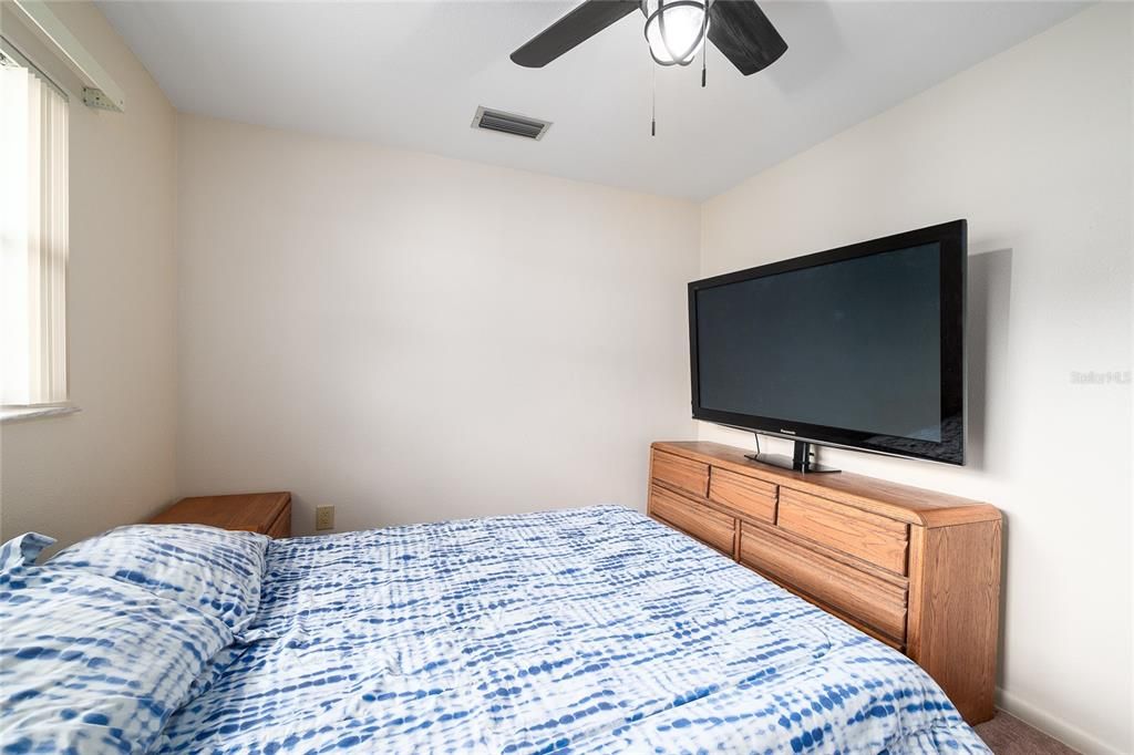 For Sale: $475,000 (3 beds, 2 baths, 1785 Square Feet)