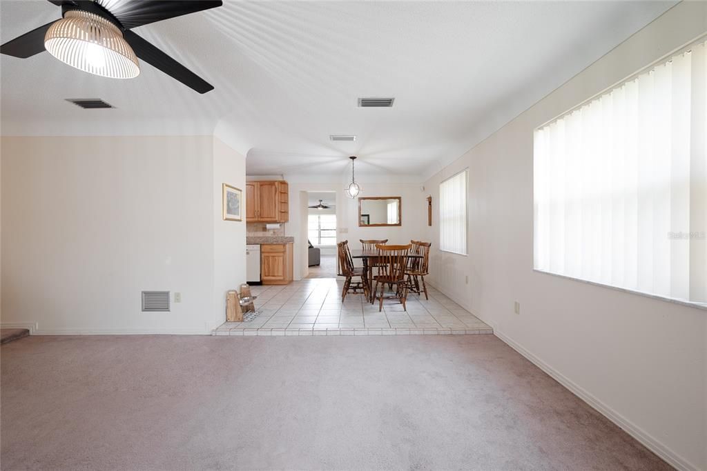 For Sale: $475,000 (3 beds, 2 baths, 1785 Square Feet)