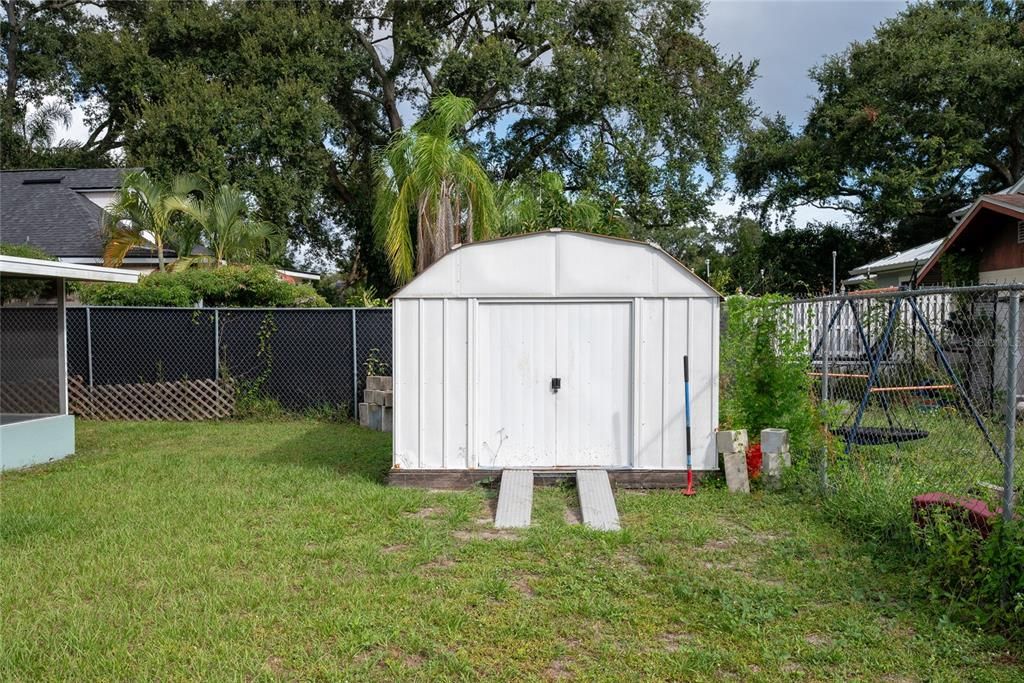 For Sale: $475,000 (3 beds, 2 baths, 1785 Square Feet)