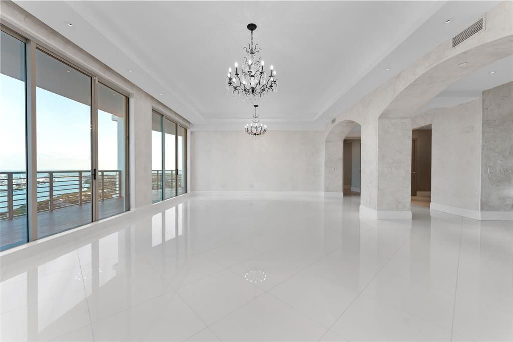 На продажу: $3,750,000 (3 спален, 3 ванн, 4558 Квадратных фут)