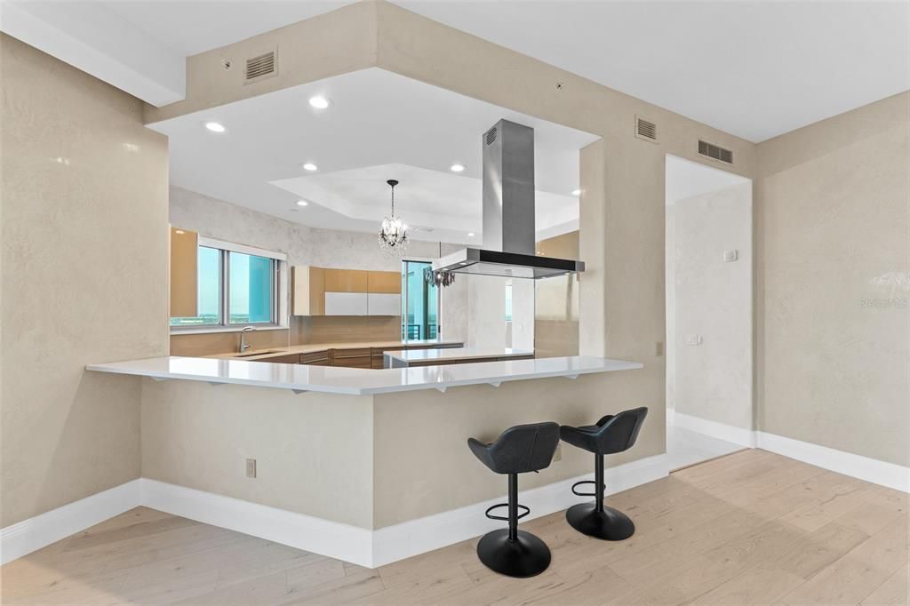 На продажу: $3,750,000 (3 спален, 3 ванн, 4558 Квадратных фут)