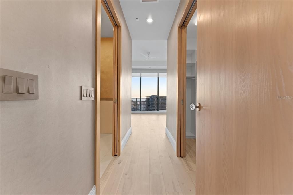 На продажу: $3,750,000 (3 спален, 3 ванн, 4558 Квадратных фут)