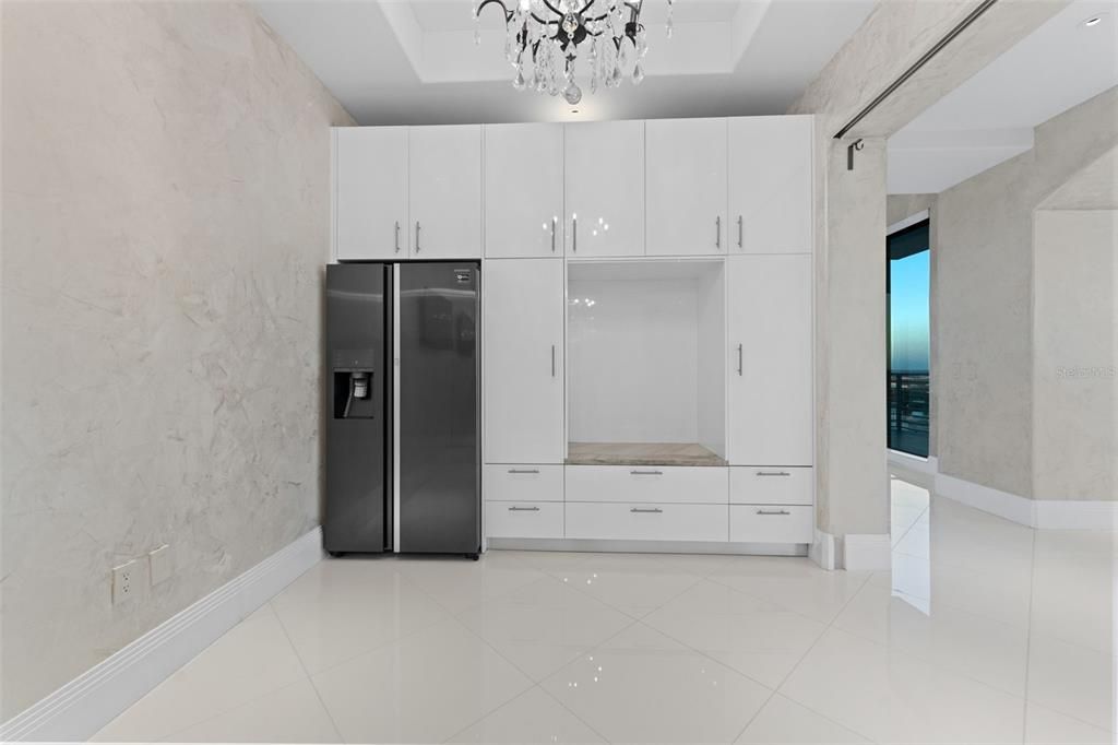 На продажу: $3,750,000 (3 спален, 3 ванн, 4558 Квадратных фут)