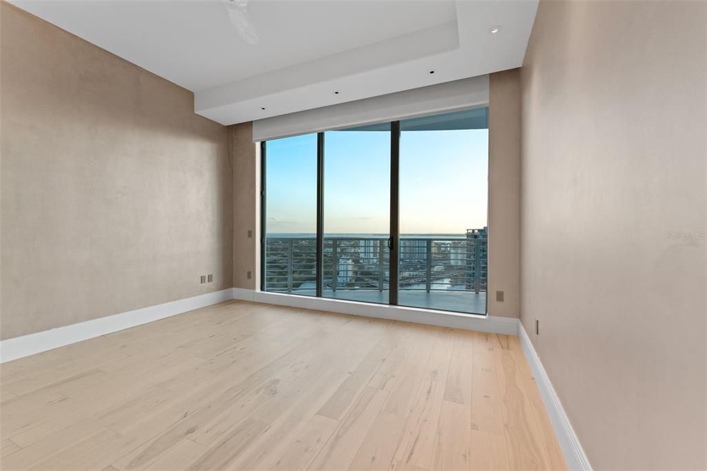 На продажу: $3,750,000 (3 спален, 3 ванн, 4558 Квадратных фут)