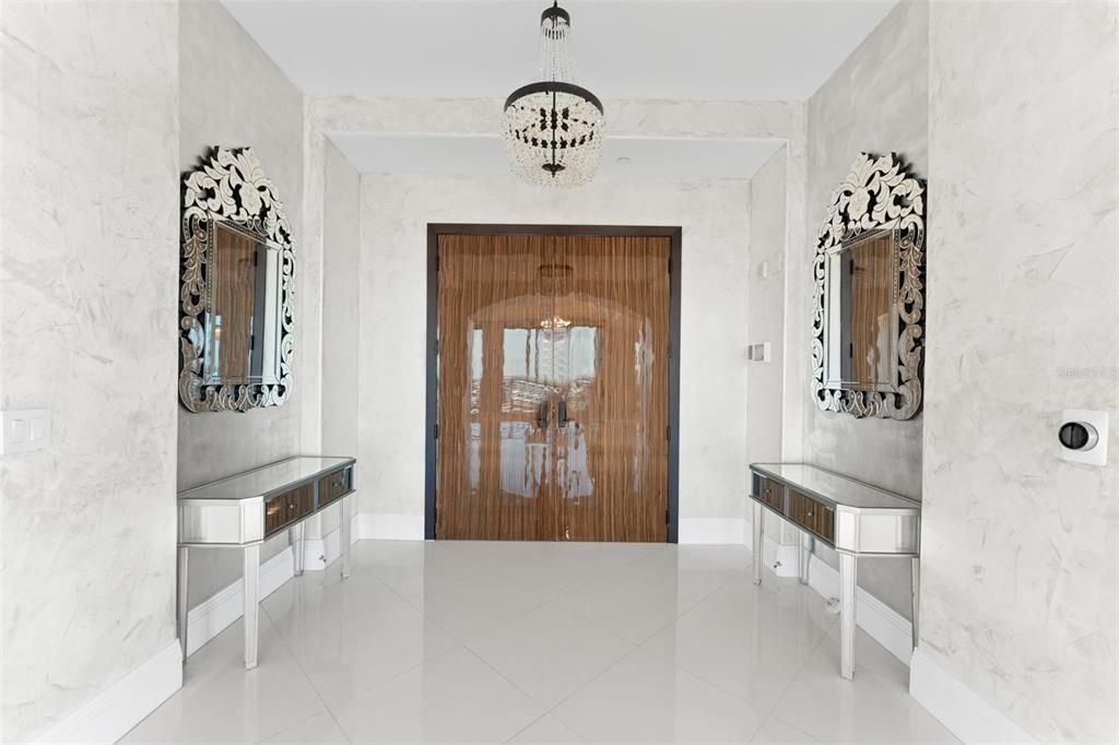 На продажу: $3,750,000 (3 спален, 3 ванн, 4558 Квадратных фут)