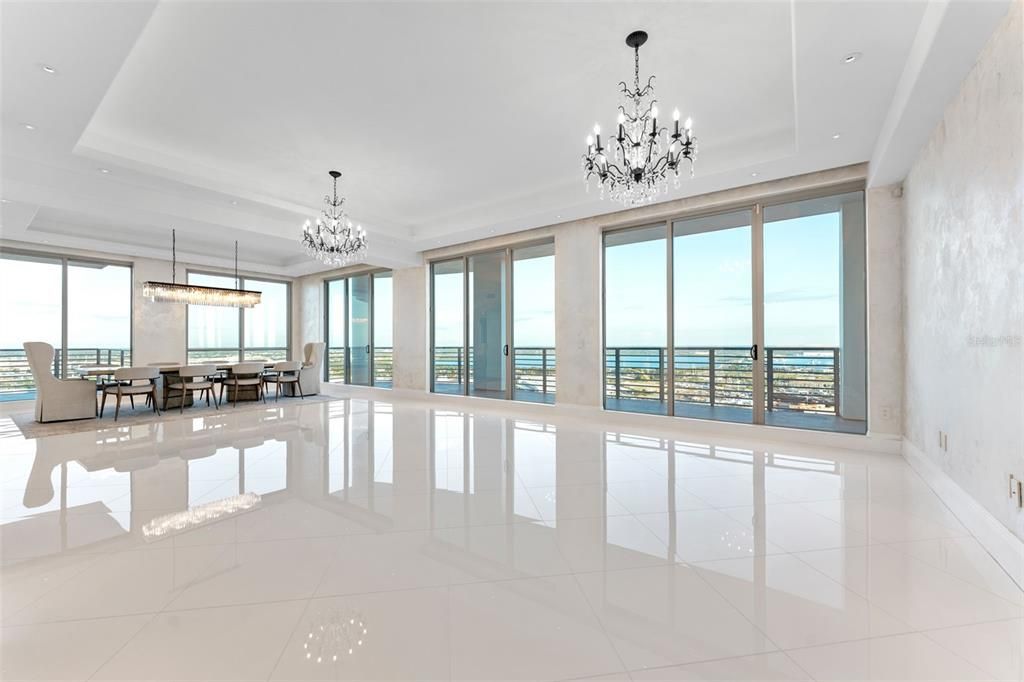 На продажу: $3,750,000 (3 спален, 3 ванн, 4558 Квадратных фут)