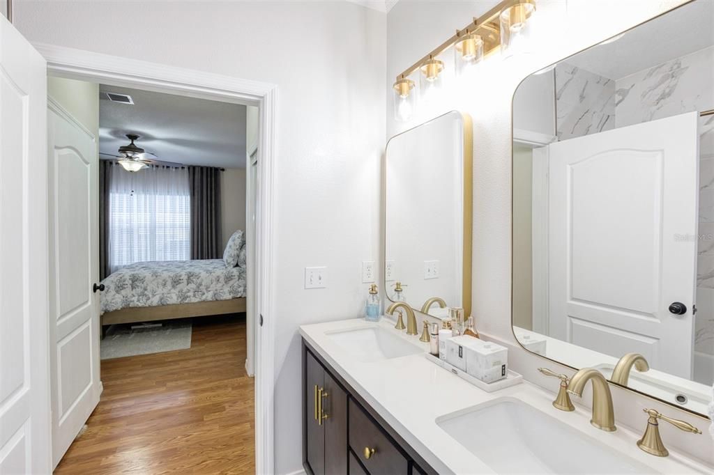 En Venta: $275,000 (3 camas, 2 baños, 1405 Pies cuadrados)