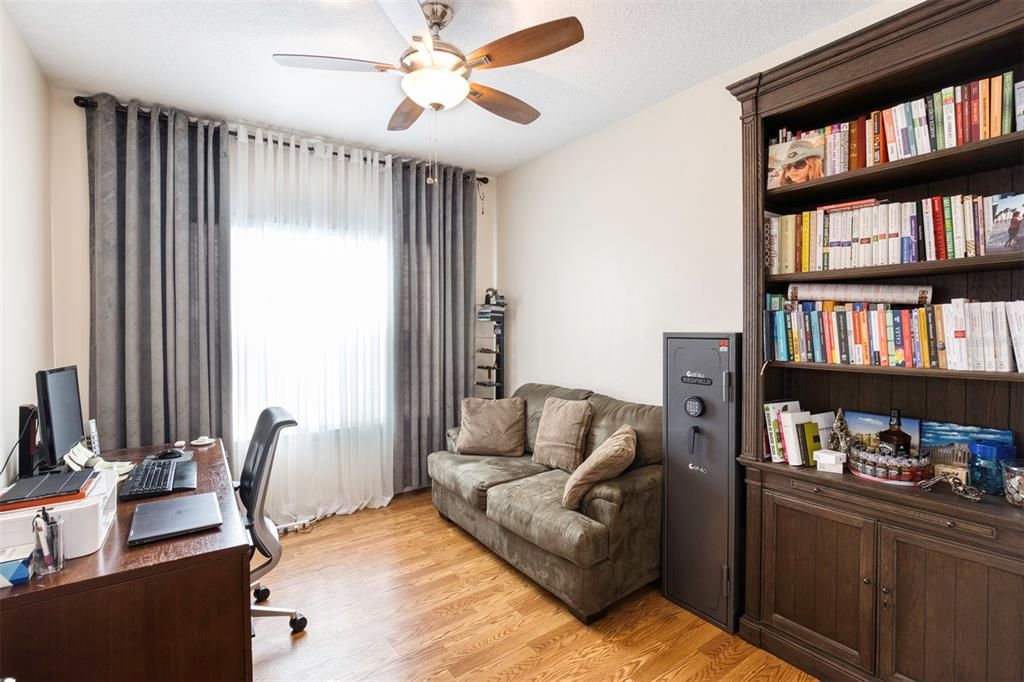 En Venta: $275,000 (3 camas, 2 baños, 1405 Pies cuadrados)