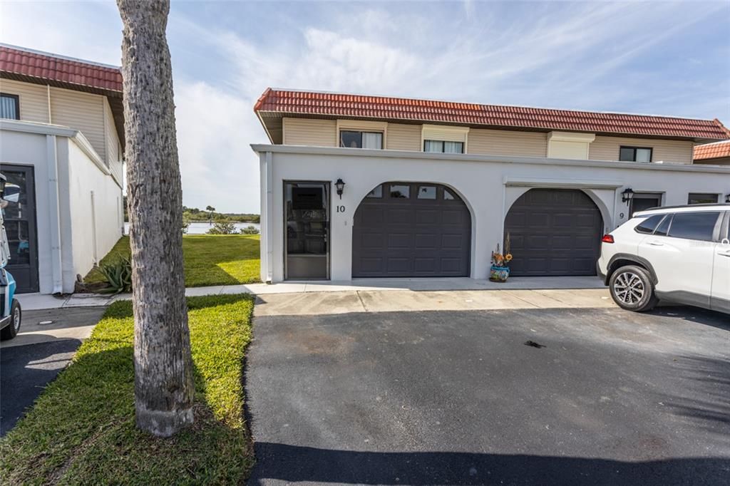 На продажу: $279,900 (2 спален, 2 ванн, 1184 Квадратных фут)