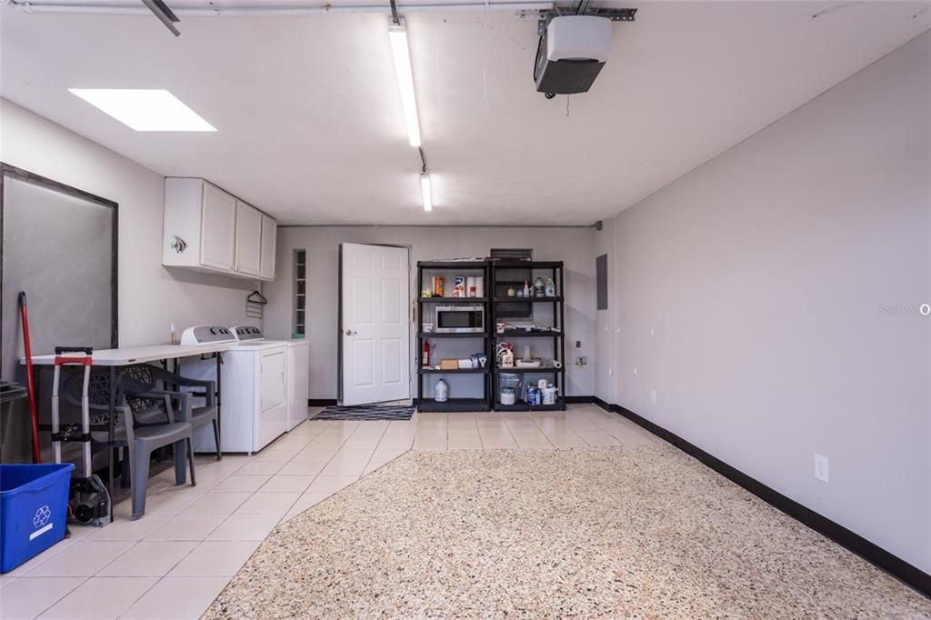 На продажу: $279,900 (2 спален, 2 ванн, 1184 Квадратных фут)