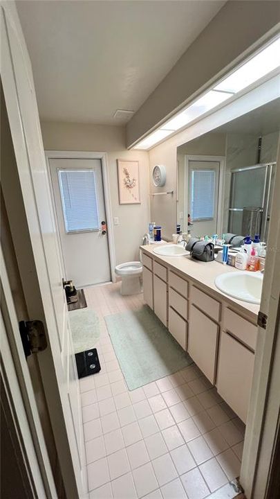 На продажу: $595,000 (4 спален, 2 ванн, 2764 Квадратных фут)