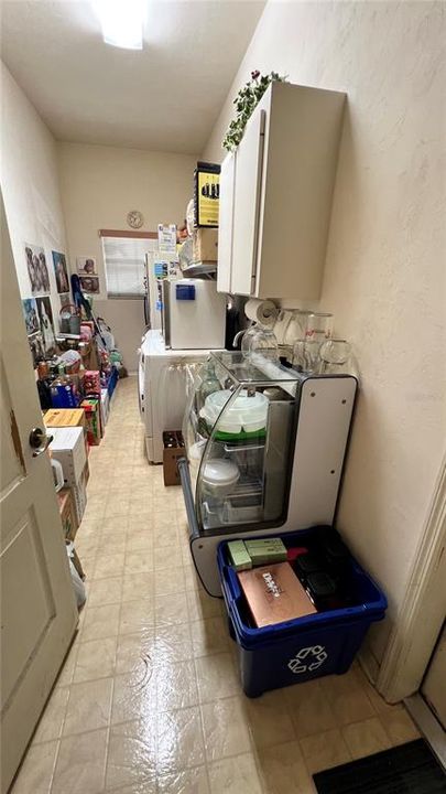 На продажу: $595,000 (4 спален, 2 ванн, 2764 Квадратных фут)