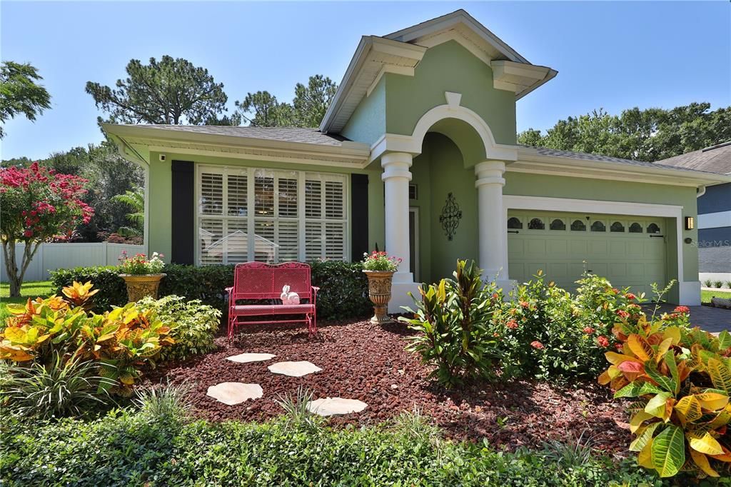 合同活跃: $519,000 (3 贝兹, 2 浴室, 2000 平方英尺)