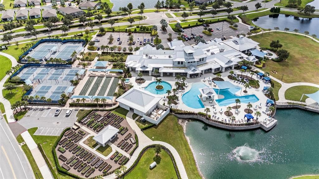 For Sale: $549,900 (2 beds, 2 baths, 1889 Square Feet)