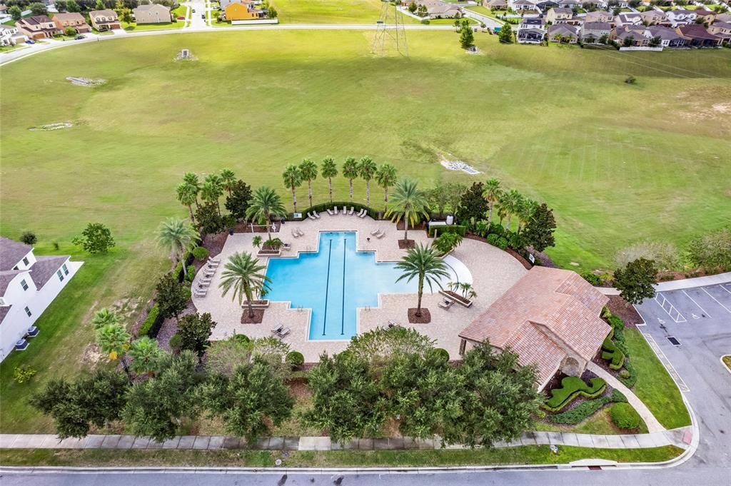 合同活跃: $679,000 (4 贝兹, 3 浴室, 2848 平方英尺)