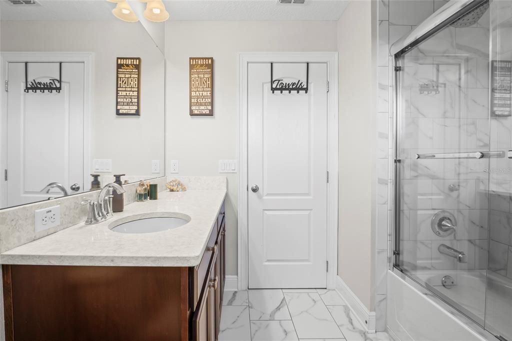 合同活跃: $679,000 (4 贝兹, 3 浴室, 2848 平方英尺)