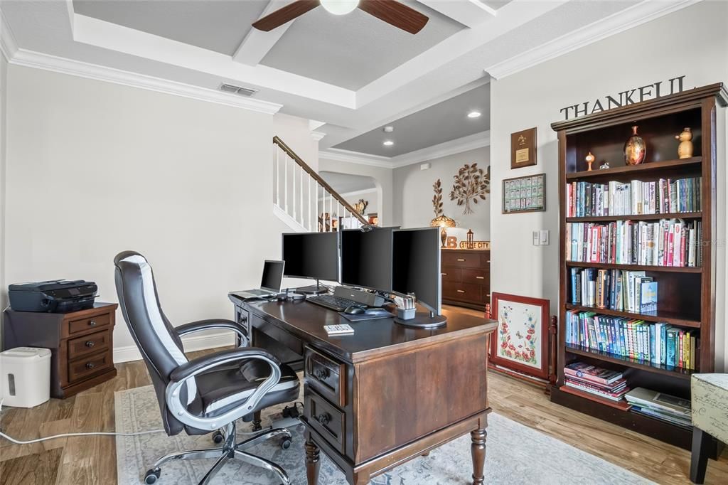 合同活跃: $679,000 (4 贝兹, 3 浴室, 2848 平方英尺)