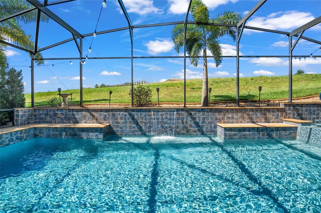 合同活跃: $679,000 (4 贝兹, 3 浴室, 2848 平方英尺)