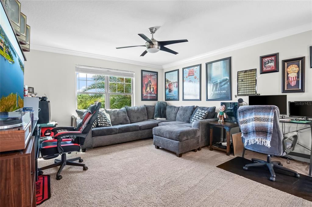 合同活跃: $679,000 (4 贝兹, 3 浴室, 2848 平方英尺)