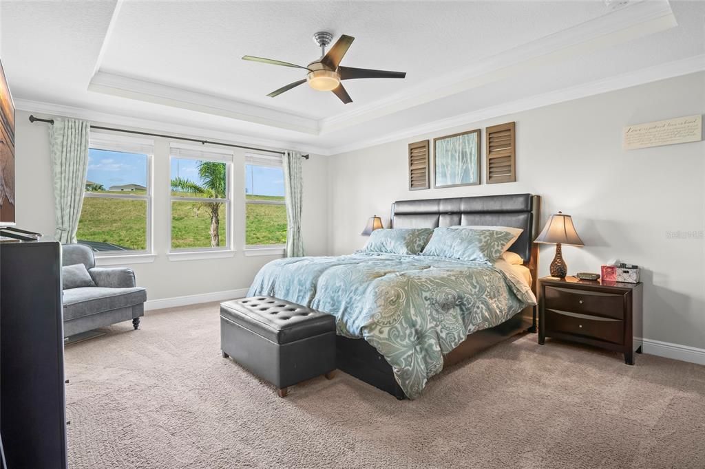 合同活跃: $679,000 (4 贝兹, 3 浴室, 2848 平方英尺)