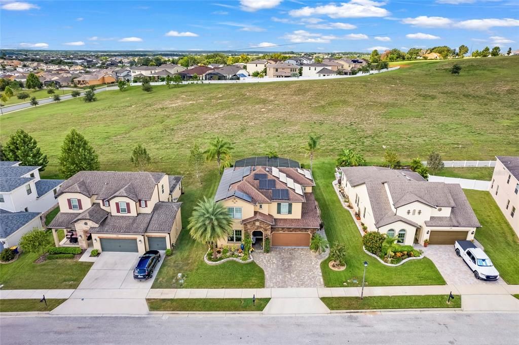 合同活跃: $679,000 (4 贝兹, 3 浴室, 2848 平方英尺)