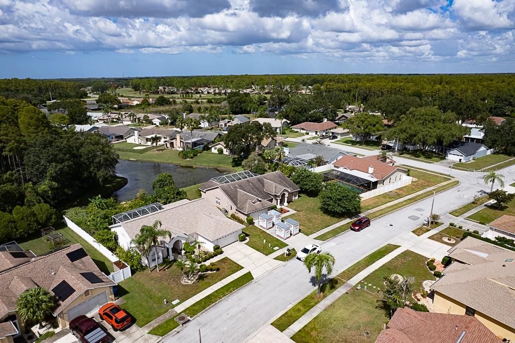 Под контрактом: $350,000 (3 спален, 2 ванн, 2174 Квадратных фут)